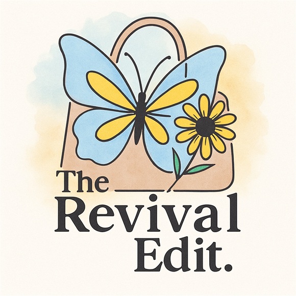 🌸Meet your Poshers, Jenny & Holland. 
We ship quickly with care! 🛍️💐✨ - Picture 3 of 3